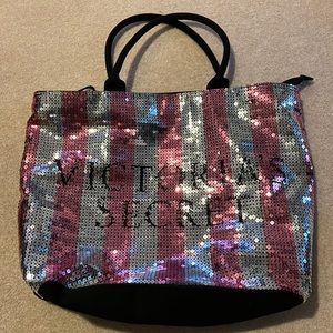 Victoria Secret | medium size bag